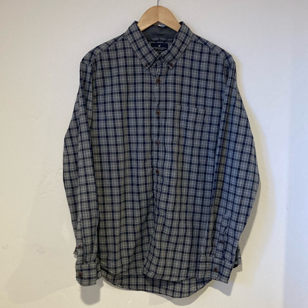AMERICAN EAGLE OUTFITTERS Men’s Size XL Button Down